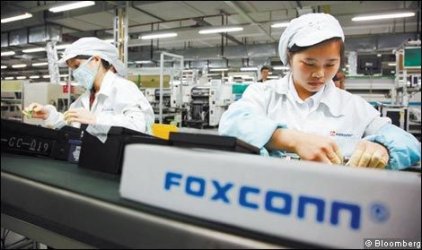 $foxconn_workers.jpg