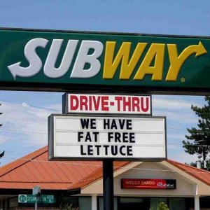 hilarious-store-signs-20.jpg