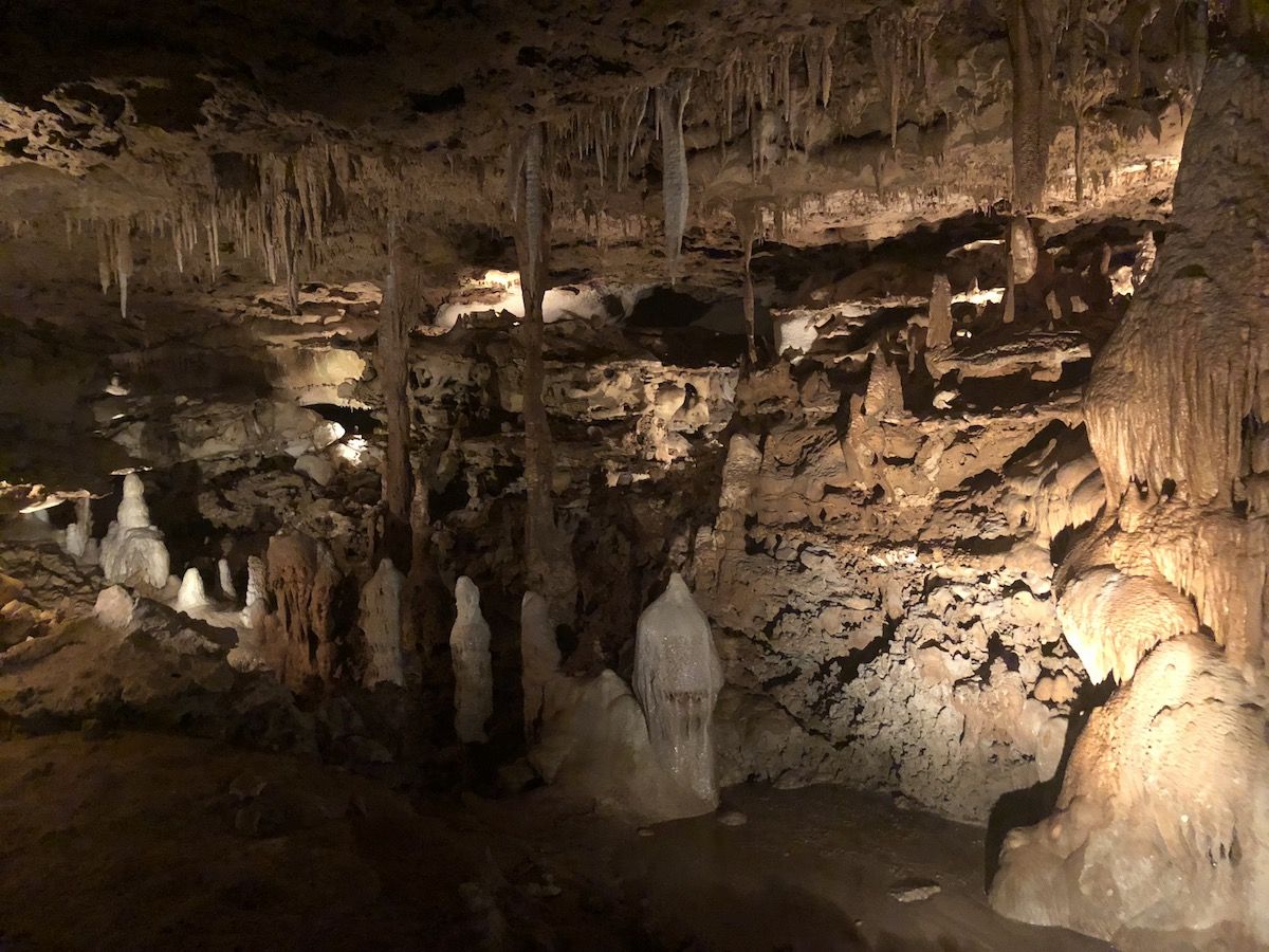 cave-iphonex1.jpg